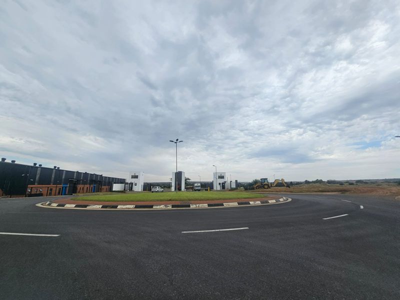 Vacant Land for Sale in West Hills Business Estate - Photo 2