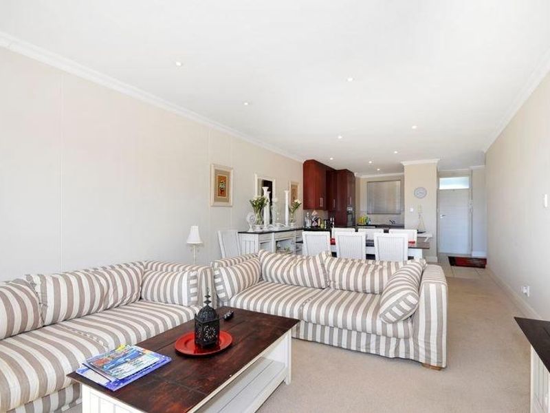 Secure Apartment with Harbour Views in Humewood . Port Elizabeth  - Photo 7