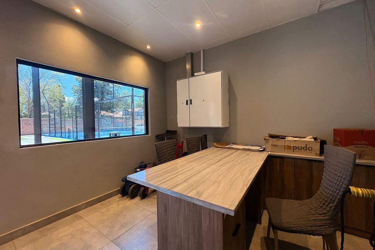 Compact Office Space to Let – Ideal for Beauticians or Admin-Based Businesses - Photo 3