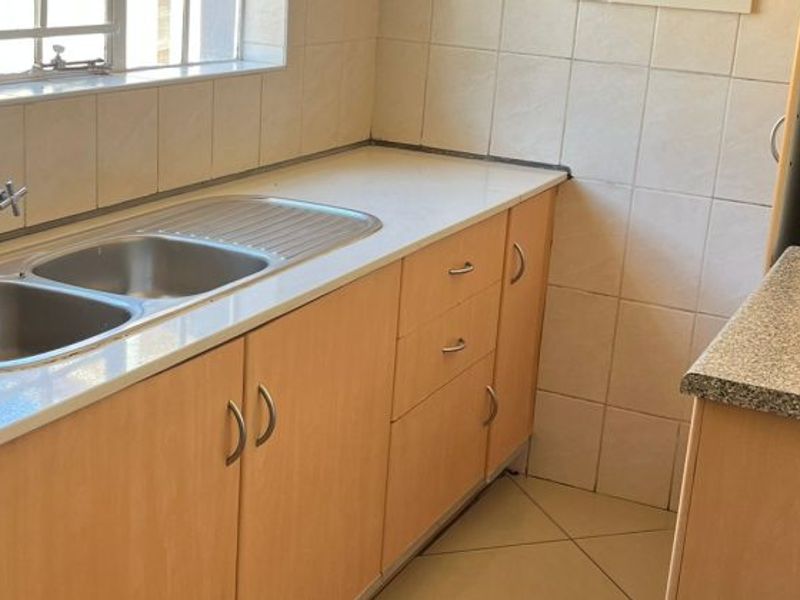 3 bedroom house  Amandasig Ext 23  - Photo 7