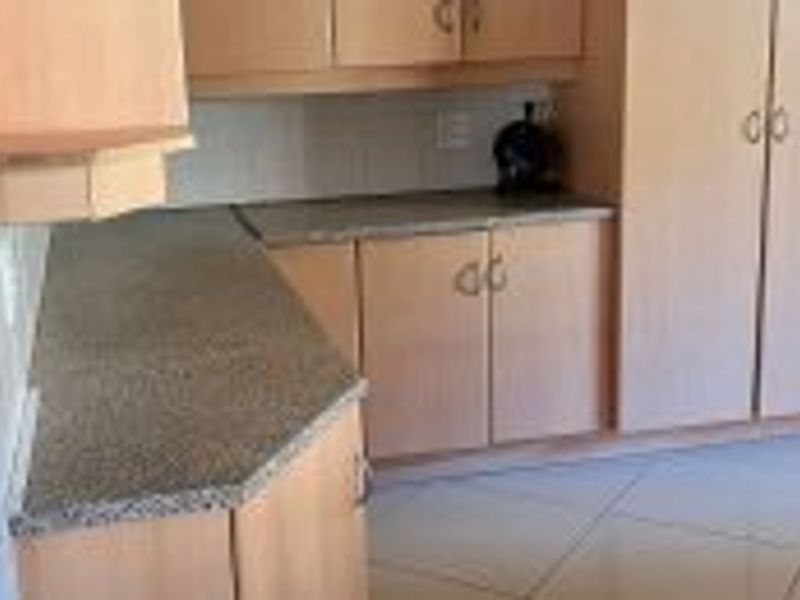 3 bedroom house  Amandasig Ext 23  - Photo 6