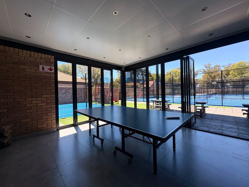 Spacious & Versatile Office / Studio Space to Let - Photo 4