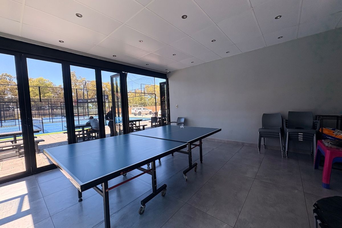 Spacious & Versatile Office / Studio Space to Let - Photo 3