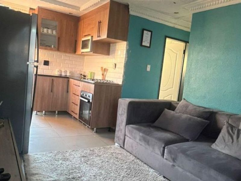 2 bedroom house Soshanguve-UU - Photo 7