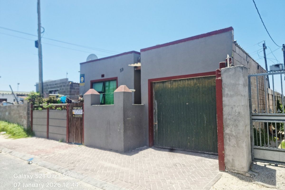 Neat 3-Bedroom Family Home in Quiet Delft Suburban Area... EXCLUSIVE SOLE MANDATE!!!! - Photo 3