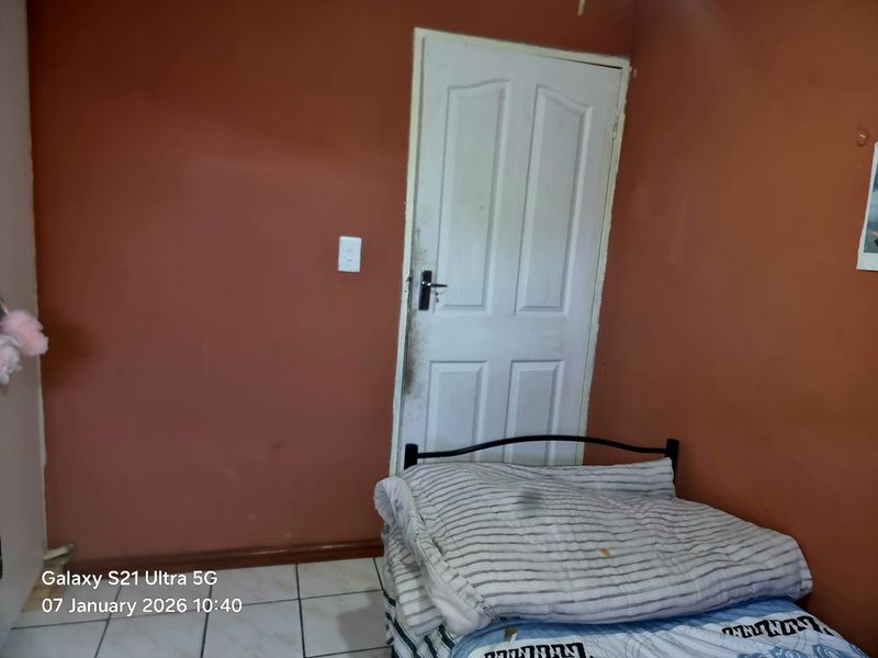 Exclusive Family Home with Income-Generating Granny Flat – Forest Heights... EXCLUSIVE SOLE MANDATE!!!!! - Photo 10