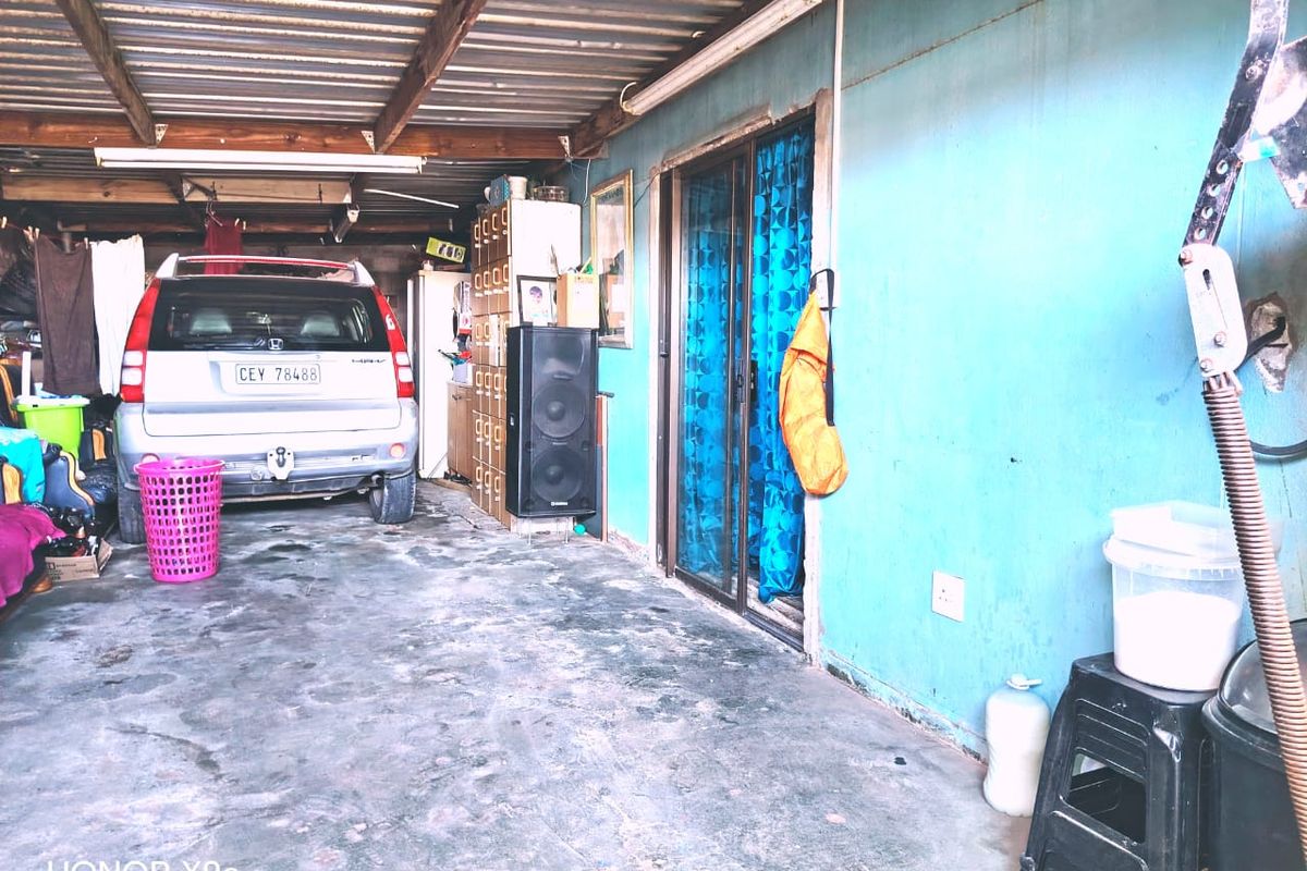 Cozy Two Bedroom Home in Strand’s Sercor Park - Photo 3