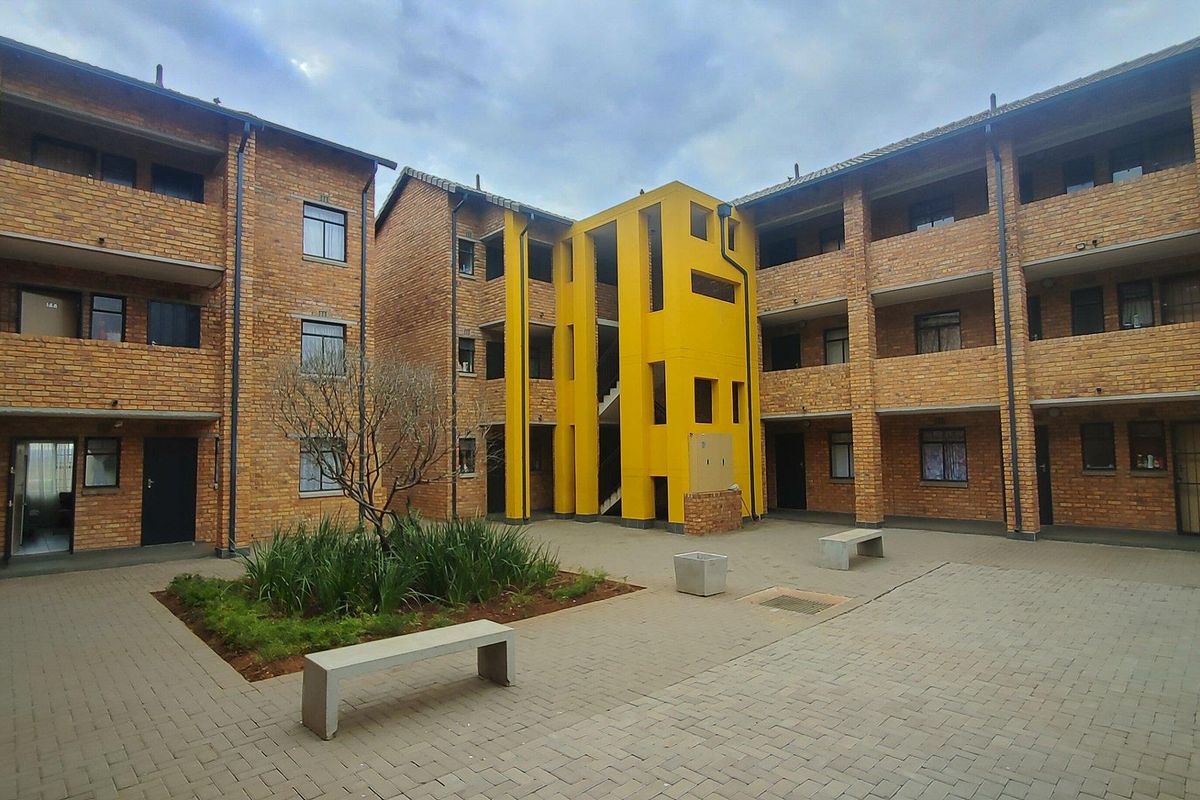 Beautiful 2 bedroomed Apartment for sell in Sky City! - Photo 5