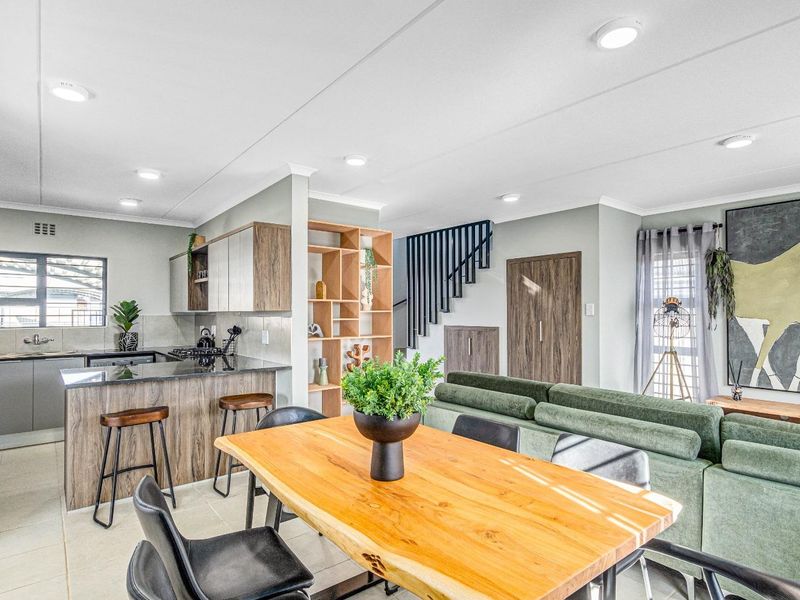 Lovely 4 bedrooms house for sell in Sky City Security Estate! - Photo 6