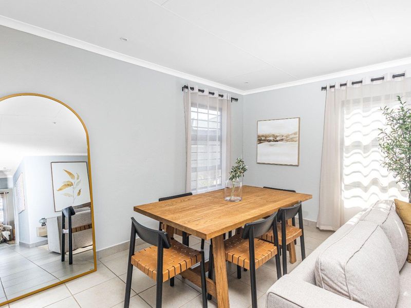 Beautiful 3 bedrooms house for sell in Sky City Security Estate! - Photo 4