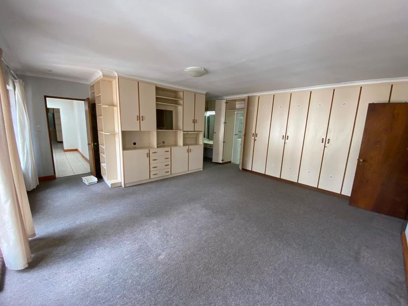 Versatile Medical or Professional Opportunity. - Photo 8