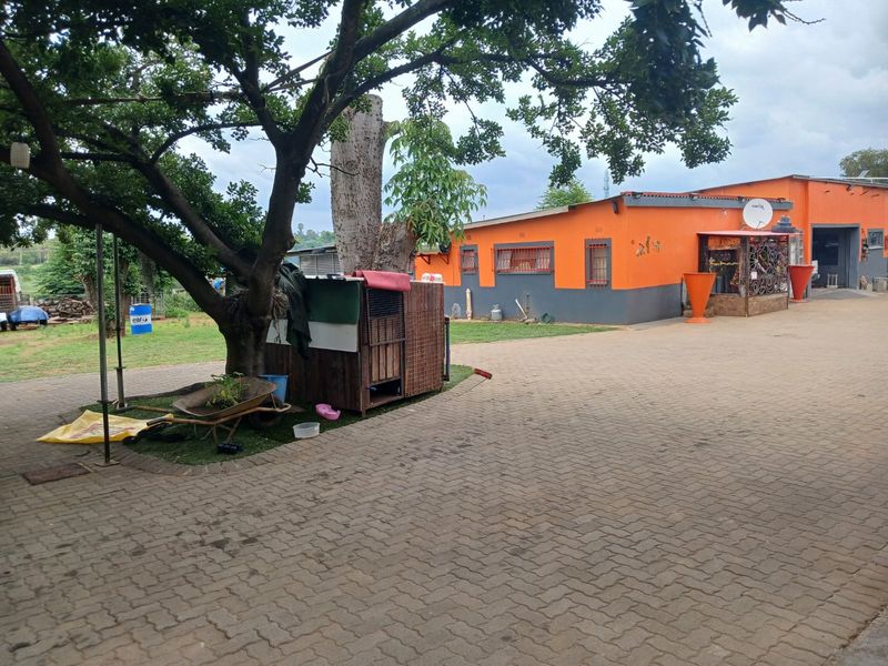 8.3 ha Plot in Waterval next to R101 - Photo 2