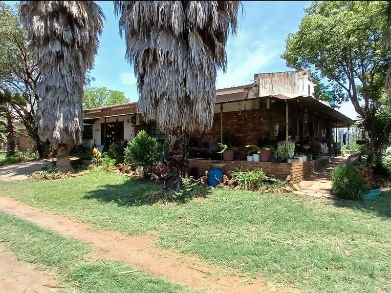 Lifestyle Smallholding – Vasfontein AH, Wonderboom - Photo 2