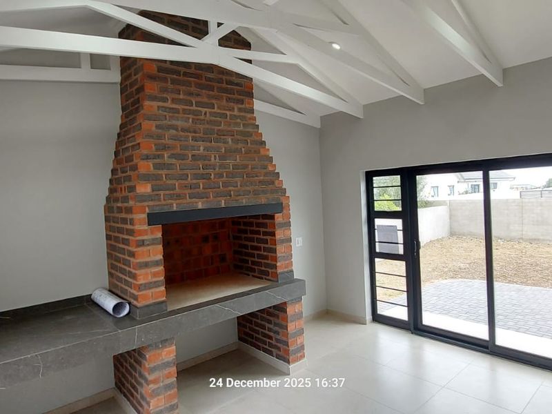 3 Bedroom Modern Family Home in Fast-Growing Fountains Estate - Photo 9