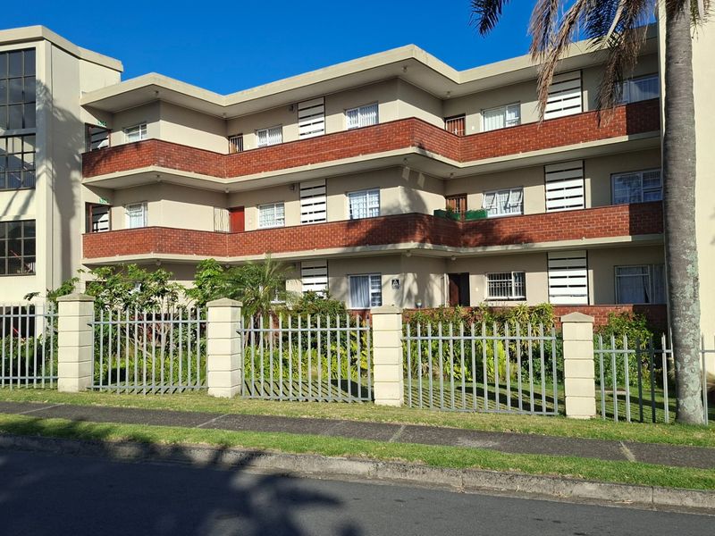 Safety, views, comfort! - Photo 2