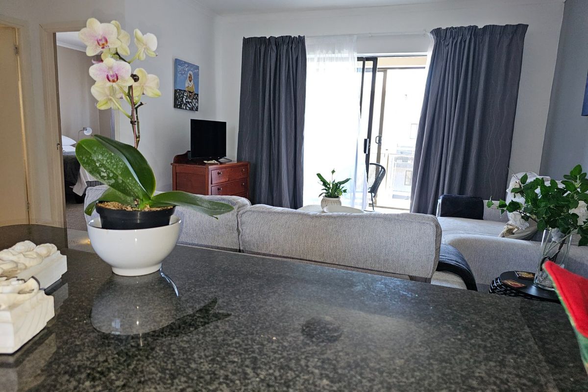 POSITION, POSITION, POSITION – RIGHT POSITION, RIGHT PRICE! - Photo 5