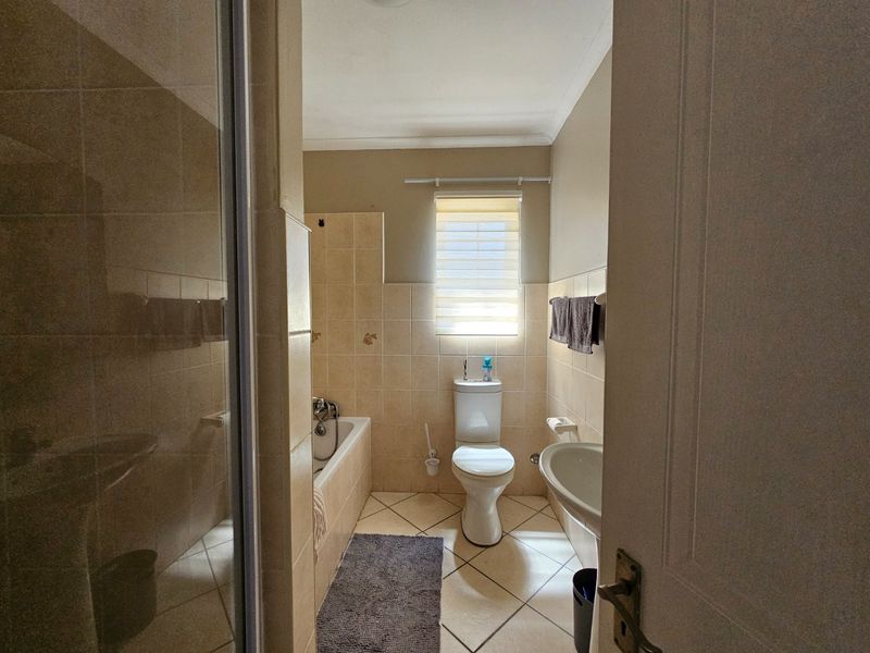 POSITION, POSITION, POSITION – RIGHT POSITION, RIGHT PRICE! - Photo 9