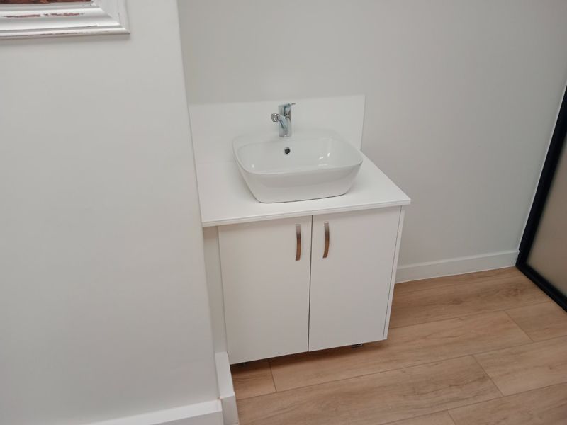 Premium Paarl offices available at Medicentre  - Photo 7