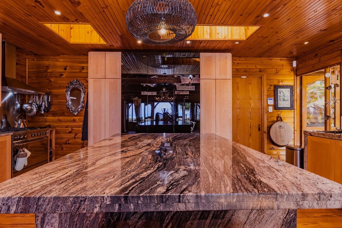 Extraordinary Coastal Living in Melkbosstrand Central - Photo 5
