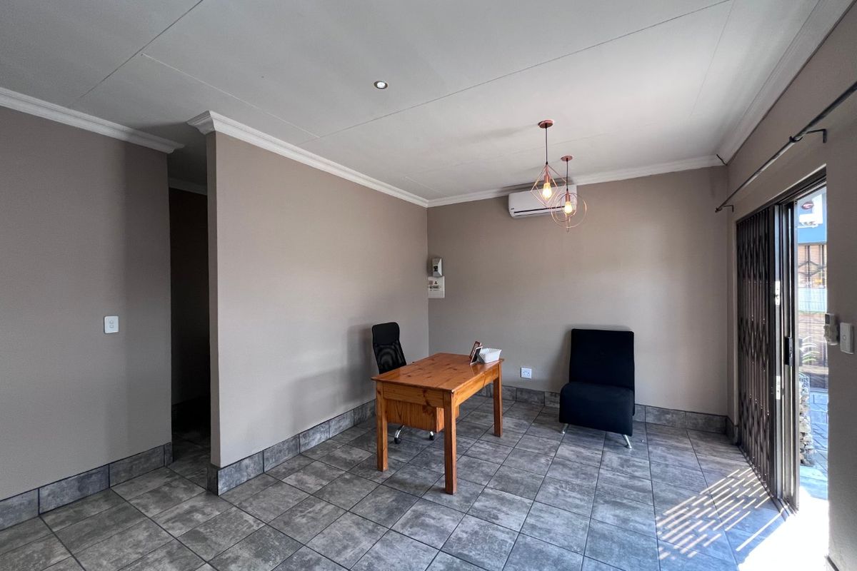 Commercial Office Space to Rent in Melodie - Photo 2