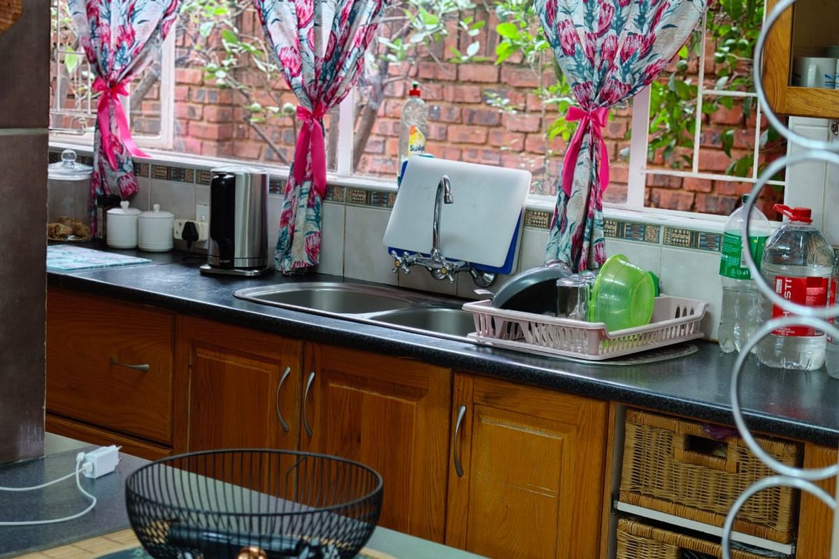 Spacious 3-Bedroom Home for Sale in Ifafi - Photo 4