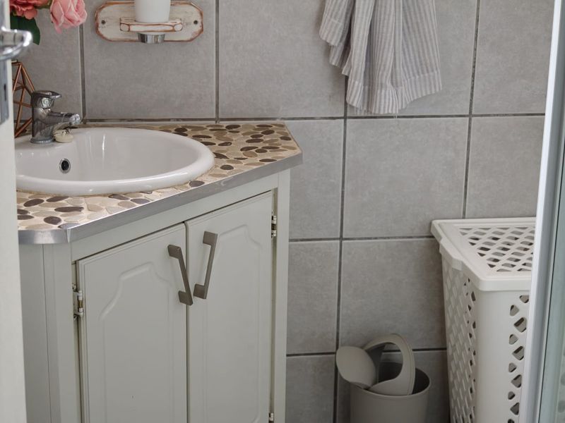 Spacious 3-Bedroom Home for Sale in Ifafi - Photo 10