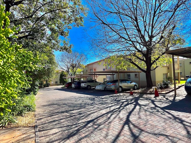 2-Bedroom, 2-Bathroom Haven in a Desirable Complex - Photo 3