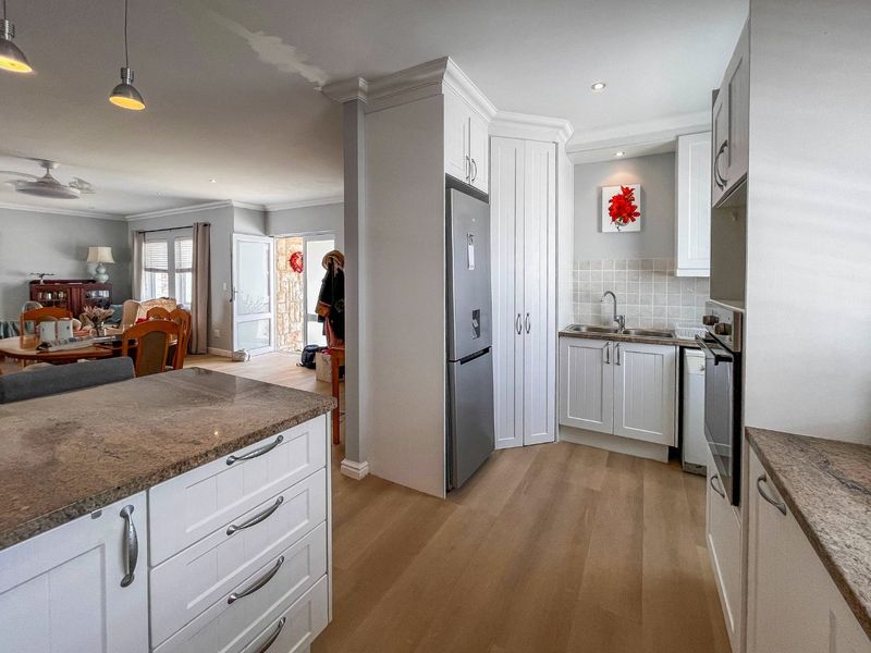 Situated within Hemel en Aarde Lifestyle Estate! - Photo 6