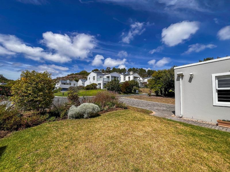 Situated within Hemel en Aarde Lifestyle Estate! - Photo 3
