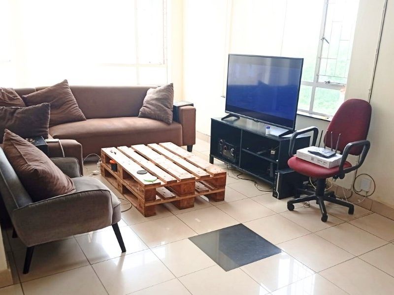 Charming 2-Bedroom Apartment in Essenwood – Ideal for First-Time Buyers or Investors - Photo 3