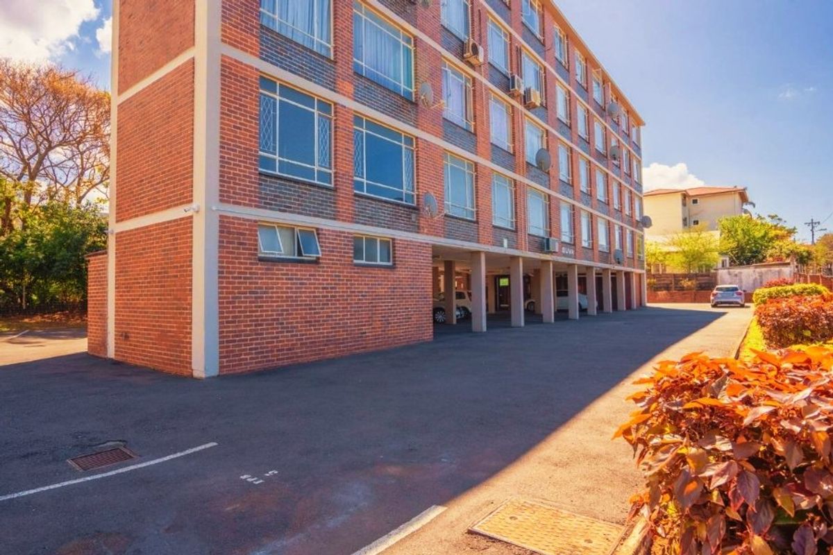 Charming 2-Bedroom Apartment in Essenwood – Ideal for First-Time Buyers or Investors - Photo 2