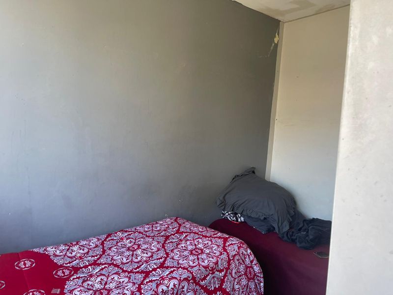 3 Bedroom, 1 Bathroom For Rent North Park, Durban - Photo 8
