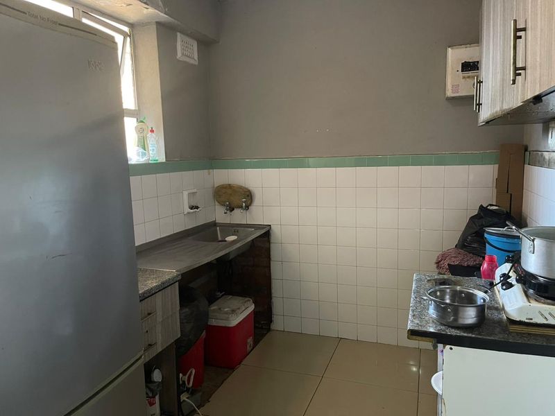 3 Bedroom, 1 Bathroom For Rent North Park, Durban - Photo 2