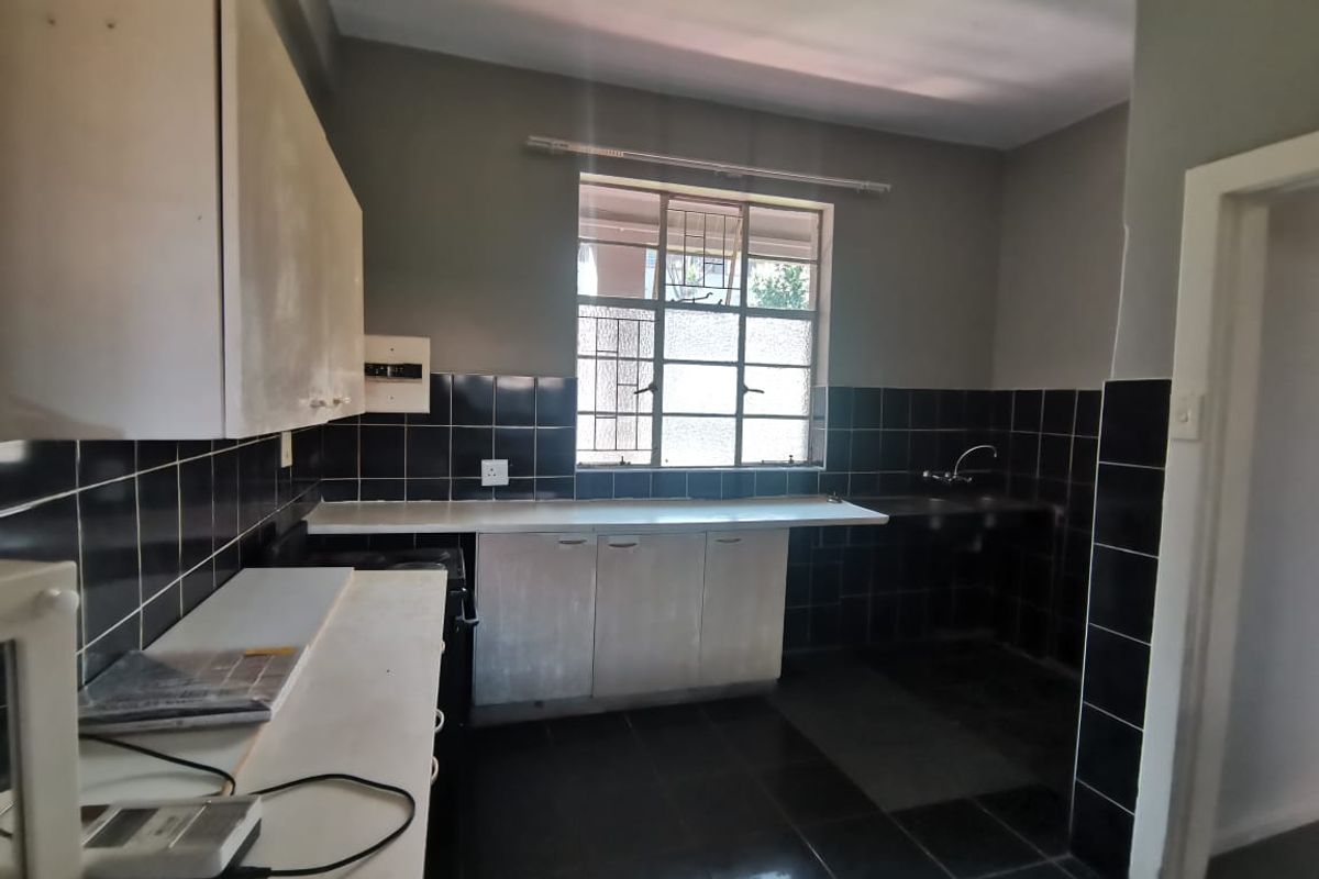 Ground-Floor Spacious 1-Bedroom Apartment | Well-Managed Complex –Benoni - Photo 3