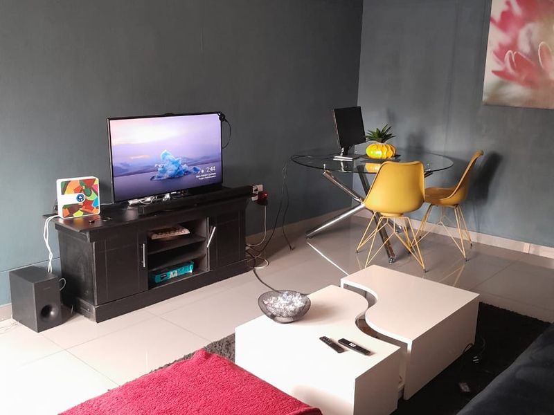 One bedroom Apartment  for sale  in Kempton Park - Photo 4