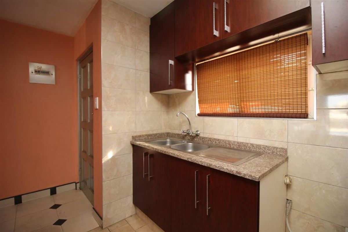 2 Bedrooms, 2 Bathrooms Apartment For Sale In Bonela, Durban - Photo 4