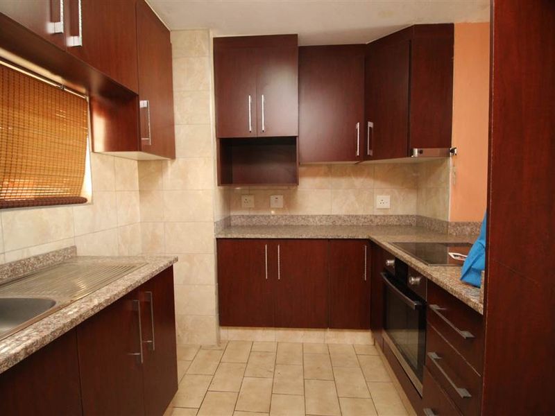 2 Bedrooms, 2 Bathrooms Apartment For Sale In Bonela, Durban - Photo 2