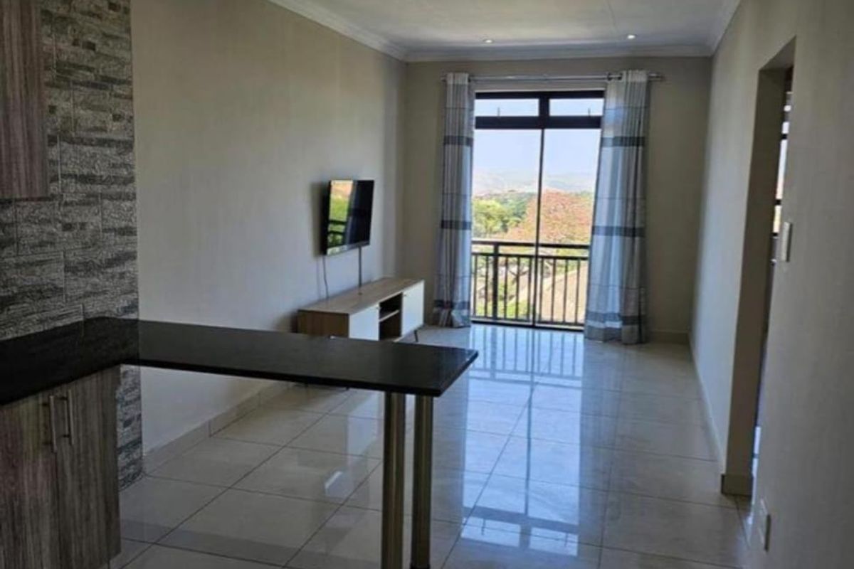 2 Bedroom, 1 Bathroom Apartment for Sale in Umhlanga, Durban - Photo 3