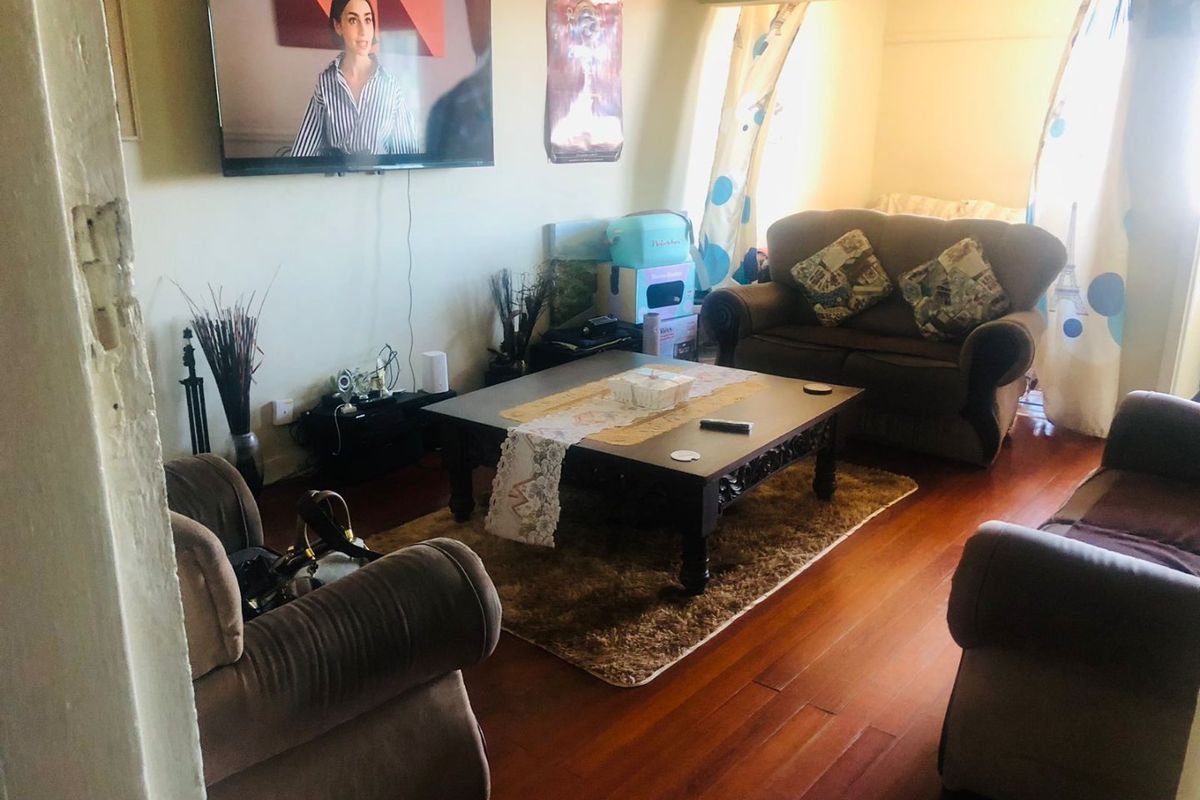 2.5 Bedrooms, 1 Bathroom Apartment For Sale In North Beach, Durban - Photo 4