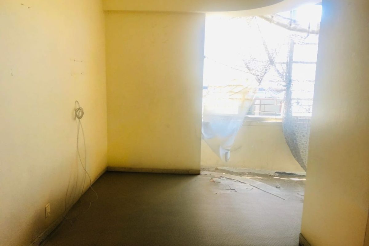 2.5 Bedrooms, 1 Bathrooms Apartment For Sale In Bulwer, Berea, Durban - Photo 5