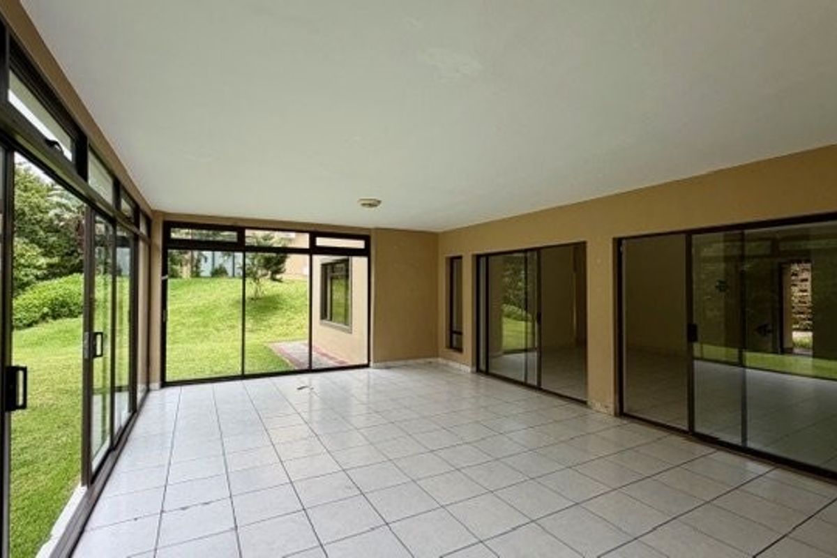 Butleigh – Spacious 4-Bedroom Apartment in St Michaels on Sea - Photo 5