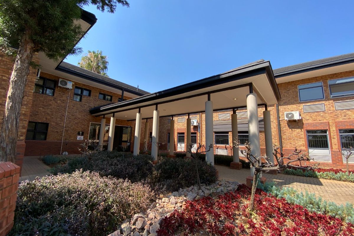 Immaculate Office Space To Let In Persequor - Photo 2