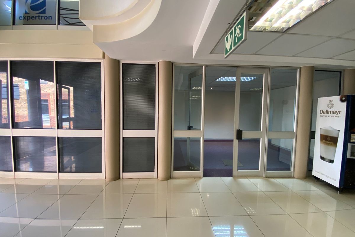 Immaculate Office Space To Let In Persequor - Photo 4