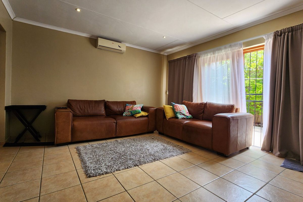 Two Bedroom Townhouse For Sale in Saint Remy, Arundo Security Estate - Photo 3