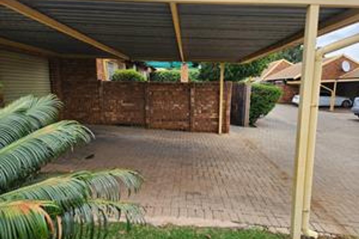 Your  New Home: Bright, Airy, 2-Bedroom Gem! - Photo 3