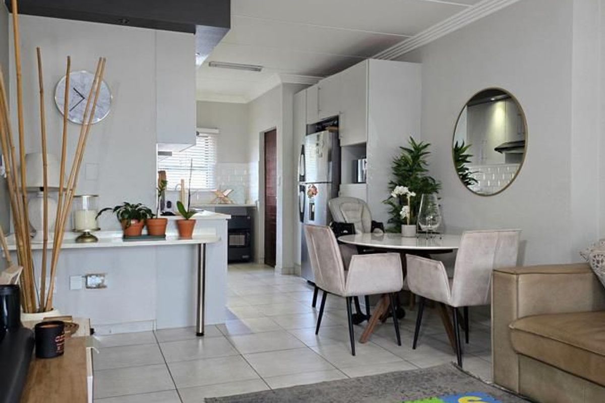 2 Bedroom with  2 Bathroom  Apartment Available  For Sale - Photo 4