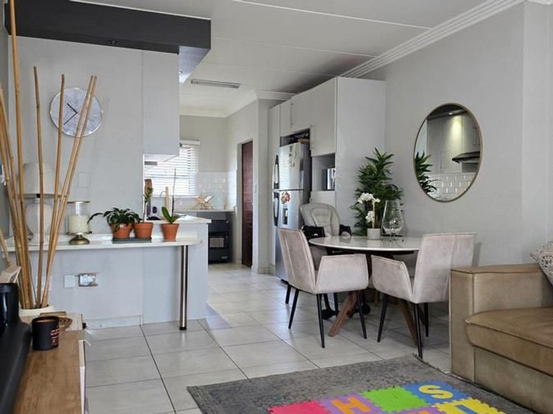 2 Bedroom with  2 Bathroom  Apartment Available  For Sale - Photo 4