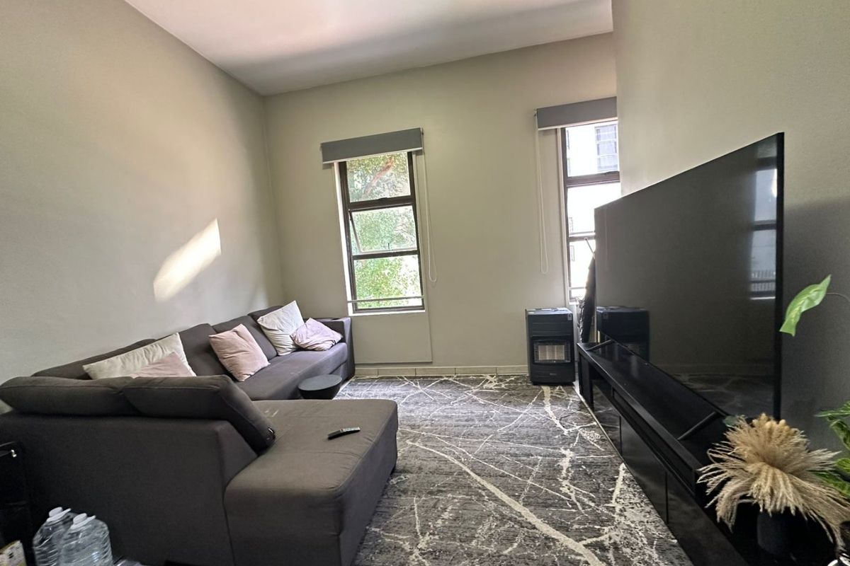 1-Bedroom Executive Apartment For Sale at Rosebank - Photo 4