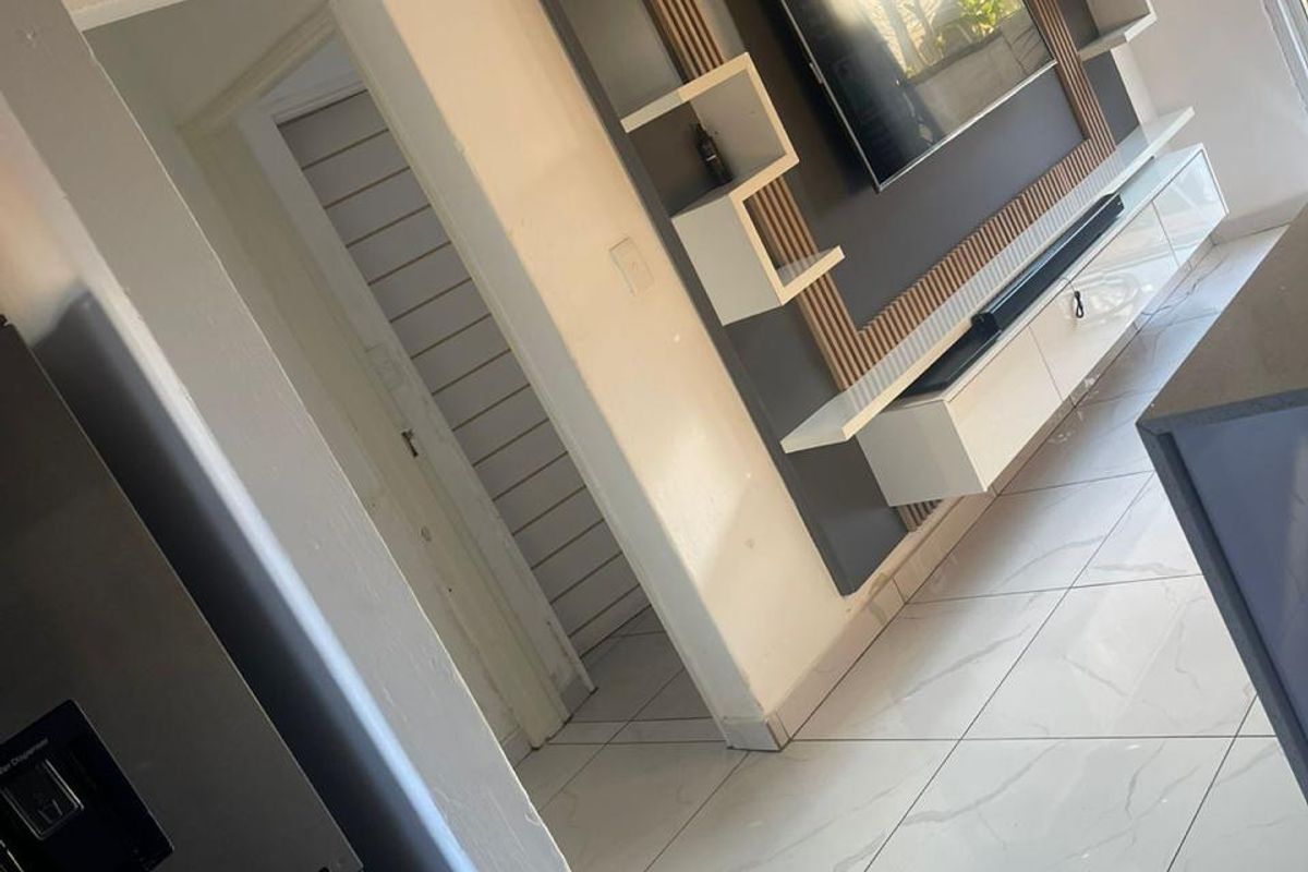 2-Bedroom Townhouse to Rent, Heuwelsig, Centurion - Photo 3