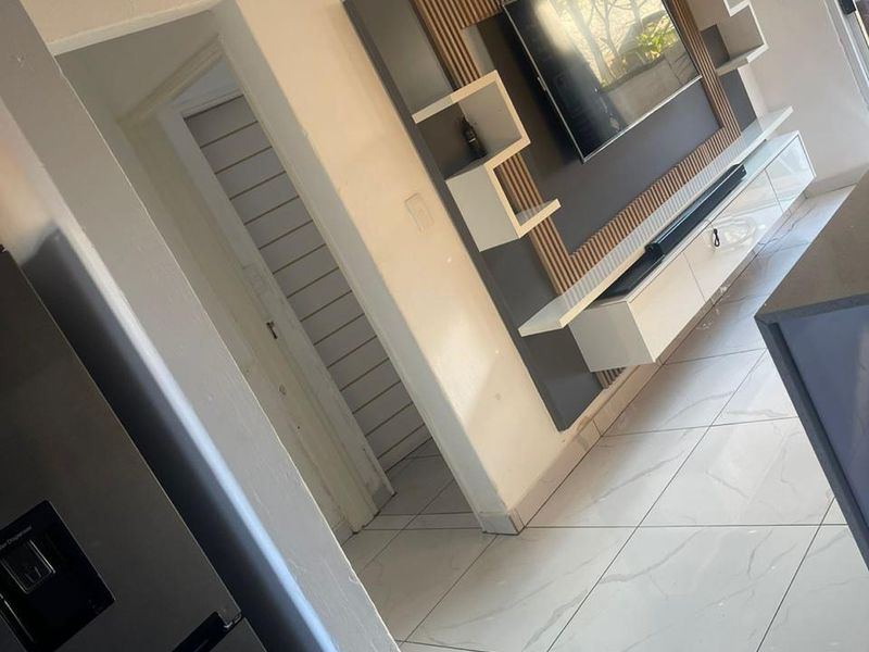 2-Bedroom Townhouse to Rent, Heuwelsig, Centurion - Photo 3